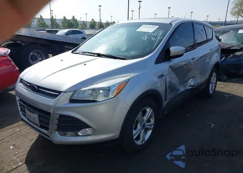 2014 Ford Escape Se z USA, uszkodzony, nr VIN 1FMCU0GX8EUE53346